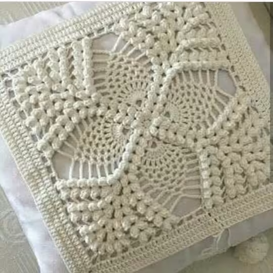 کوسن پکرونی