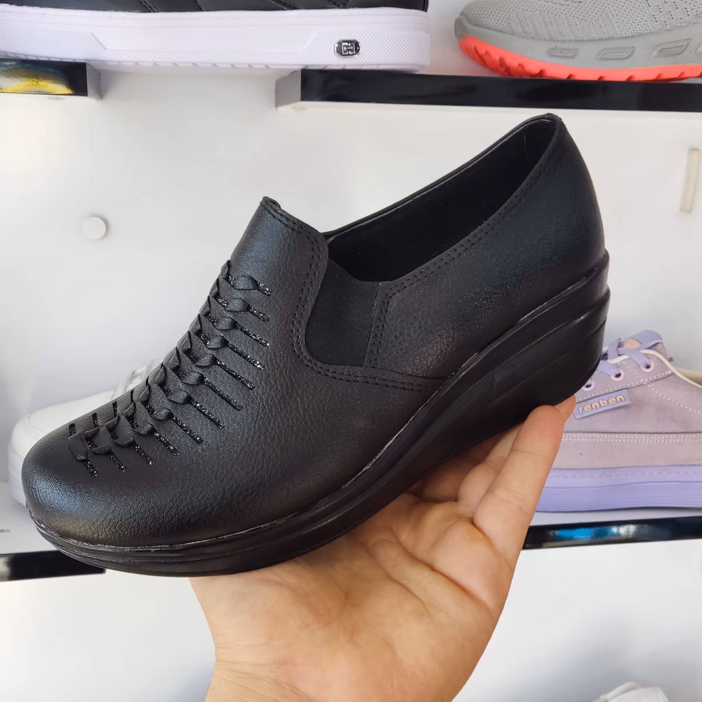 کفش طبی زنانه 