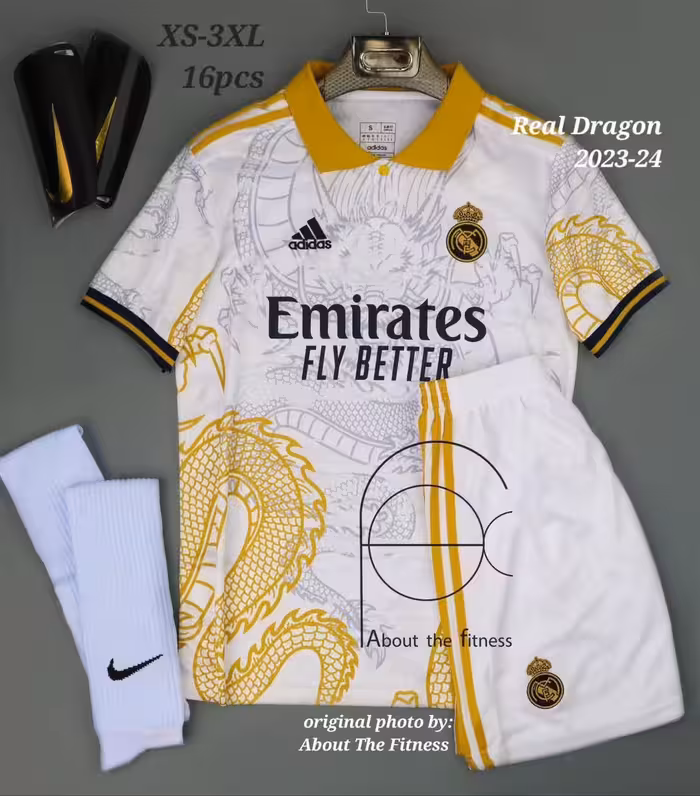 کیت رئال مادرید کانسپت دراگون سفید طلایی (پیراهن شورت) ورژن هواداری