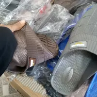 دمپایی جلو بسته مخصوص سرویس بهداشتی