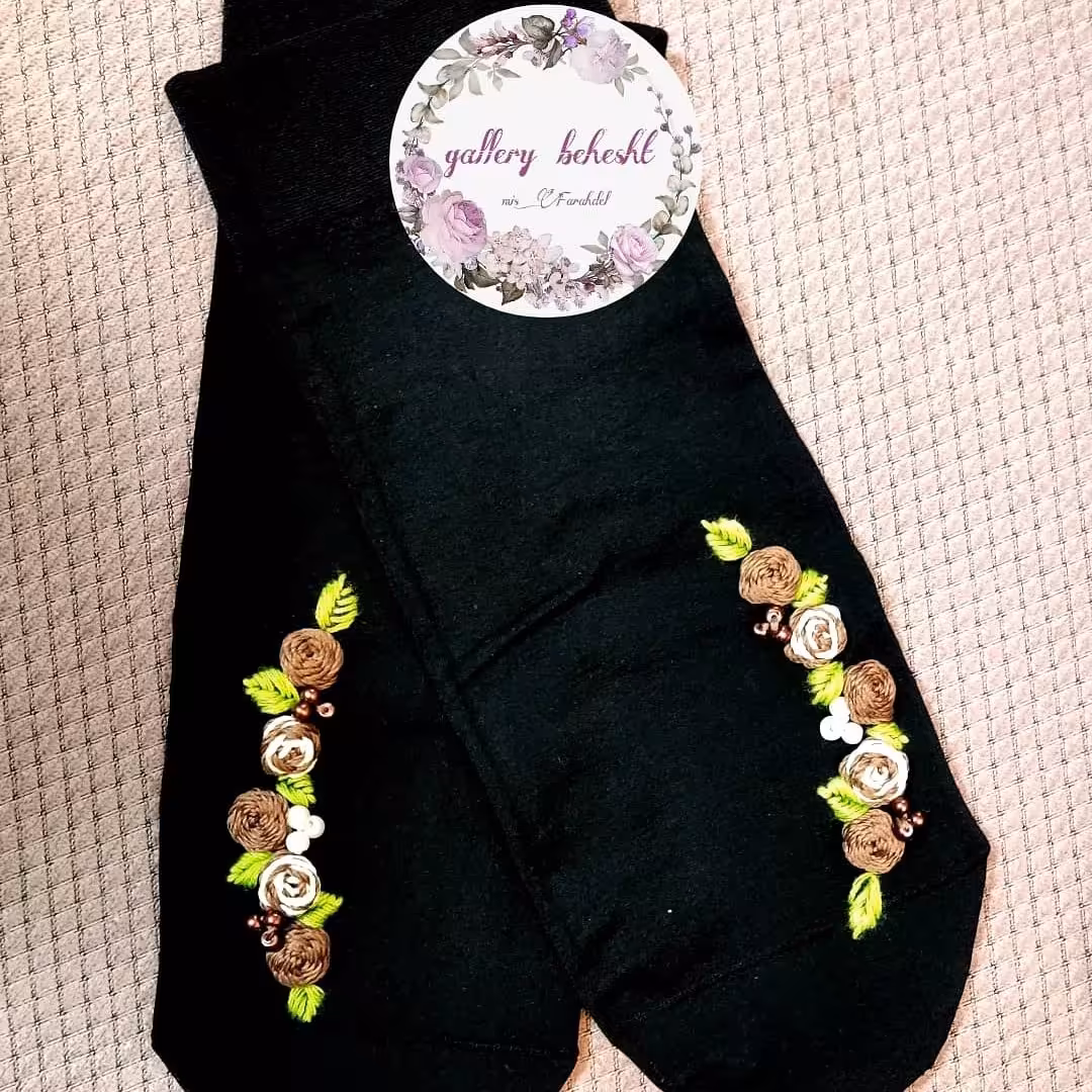 جوراب گلدوزی طرح647