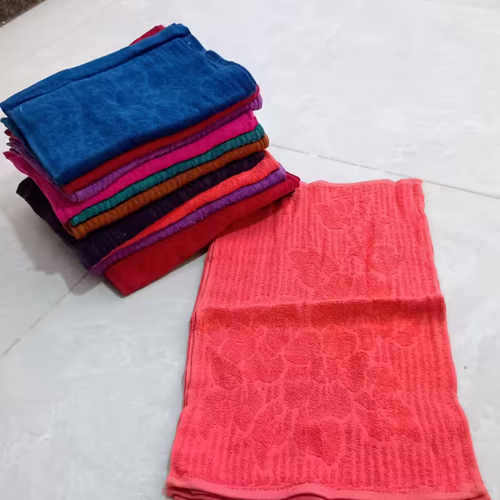 حوله دستی حراجی سایز 30در60 سانتی متر 