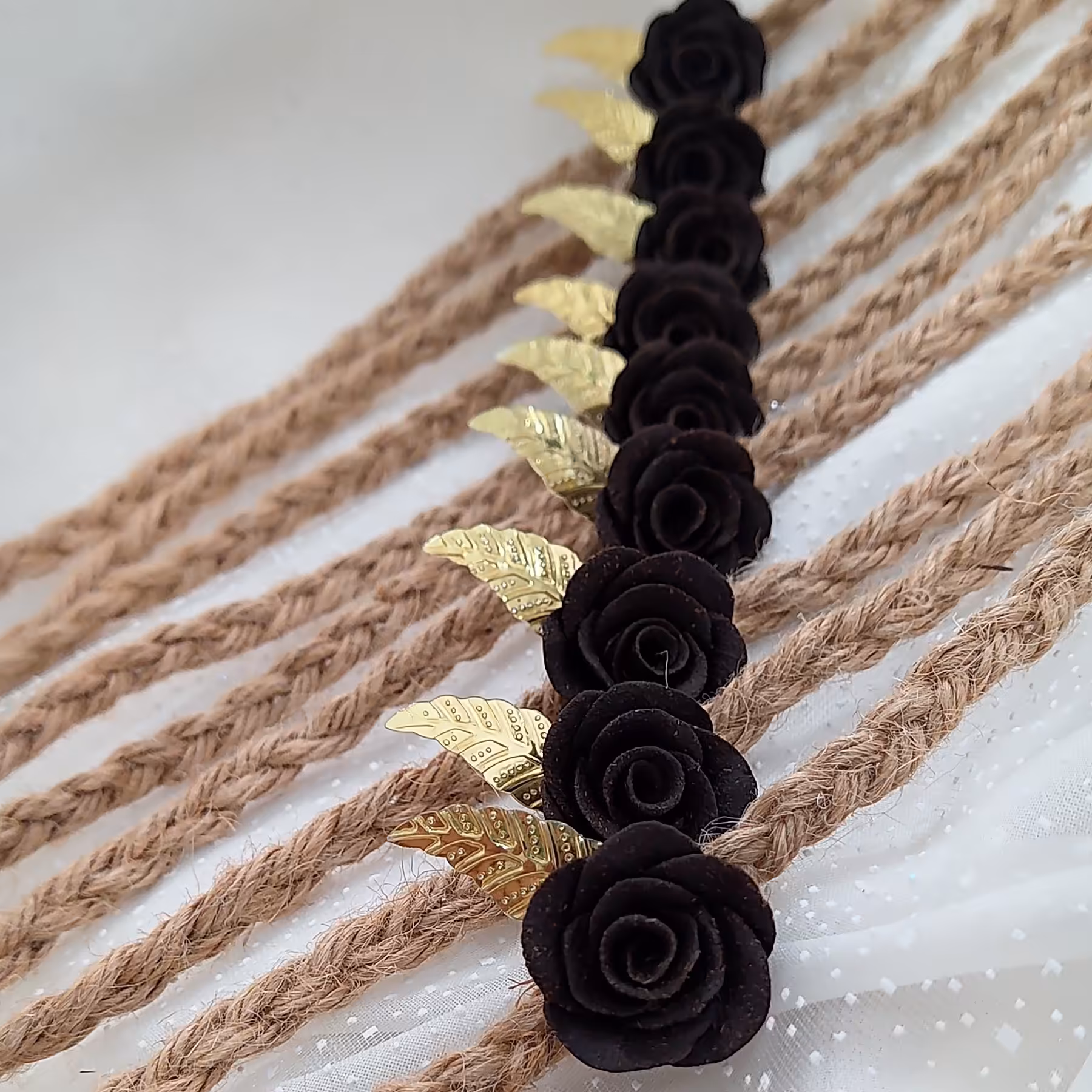 گیفت دستبندکنفی رز حنا