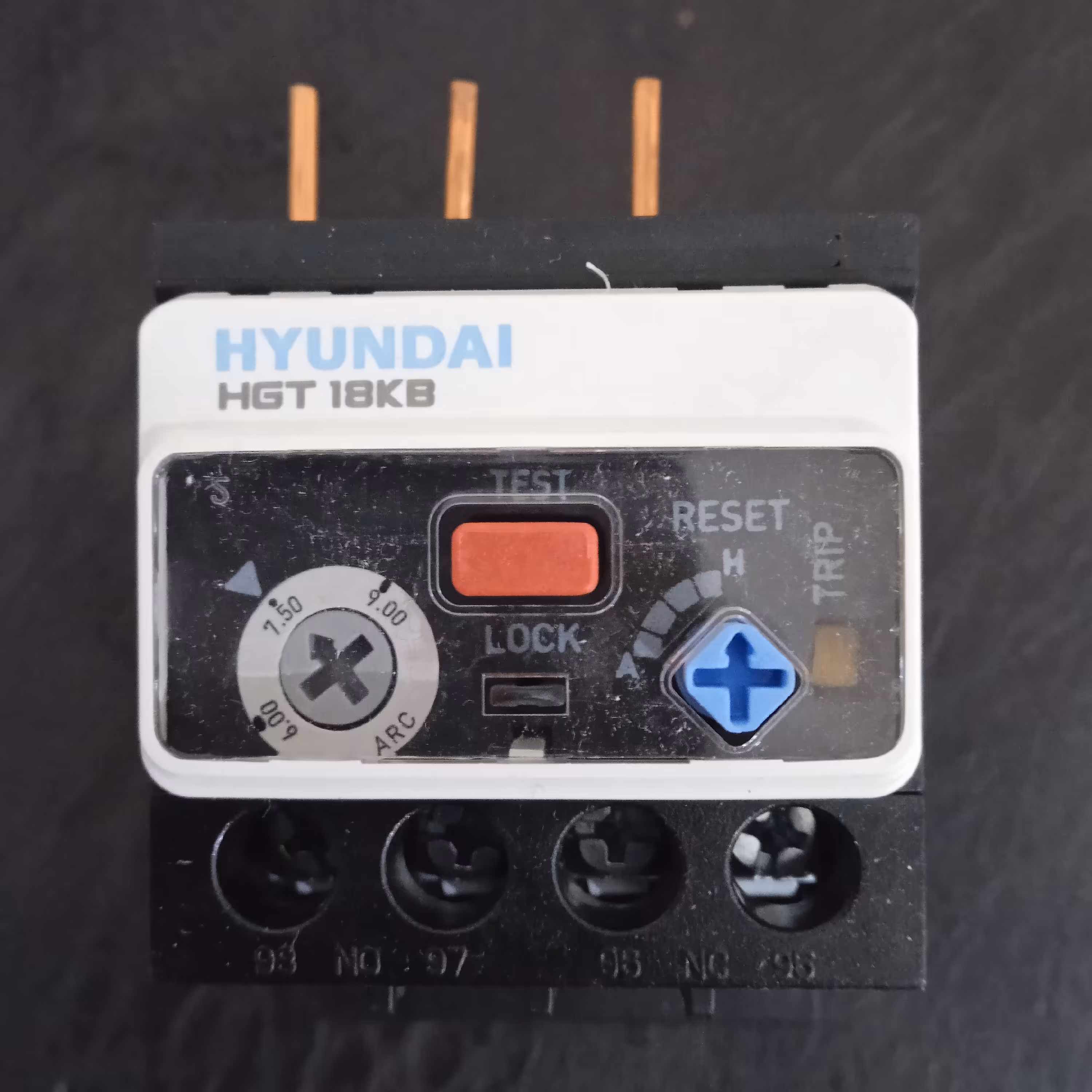 بی متال هیوندای 6تا 9آمپر مدلHGT18KB