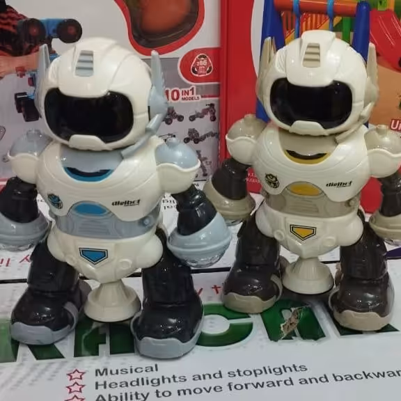 ربات رقصنده باطری خور چراغدا قابلیت چرخشی باز شدن دست و پا