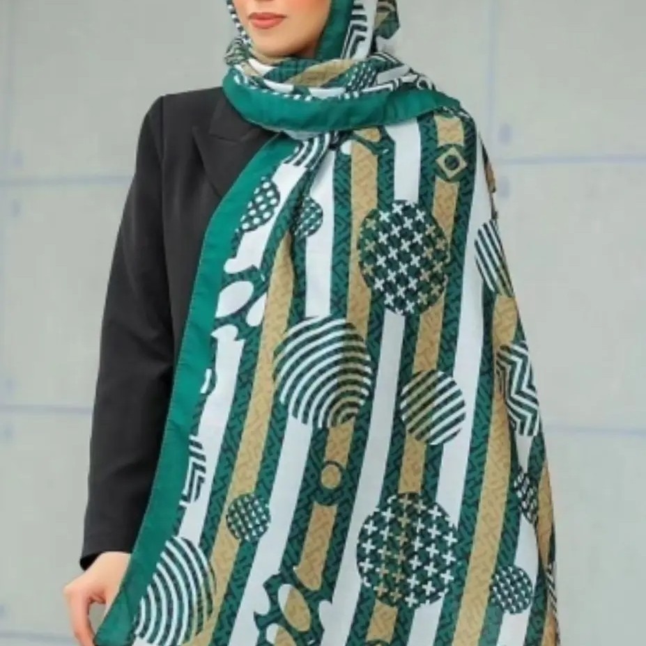 شال نخی منگوله دار