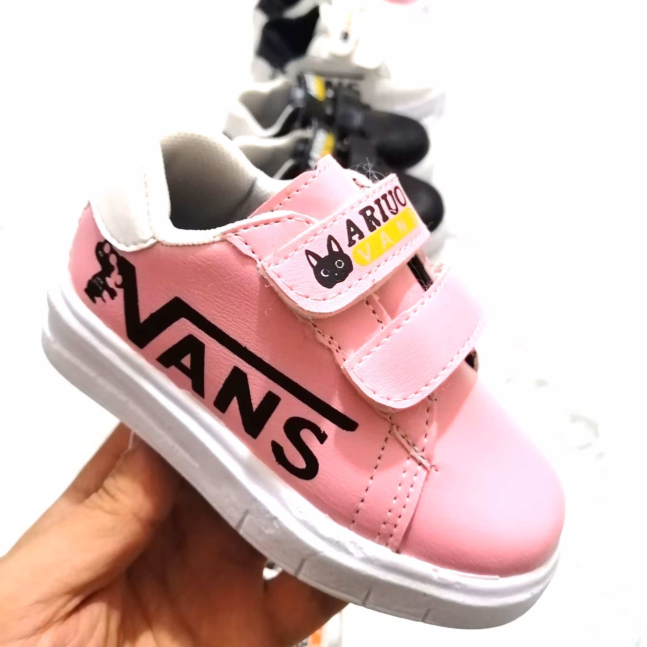 کفش بچه گانه اسپرت دخترانه پسرانه مدل ونس دوچسبی راحت شیک بادوام مناسب سیسمونی ارسال رایگان سایز 22 تا 25