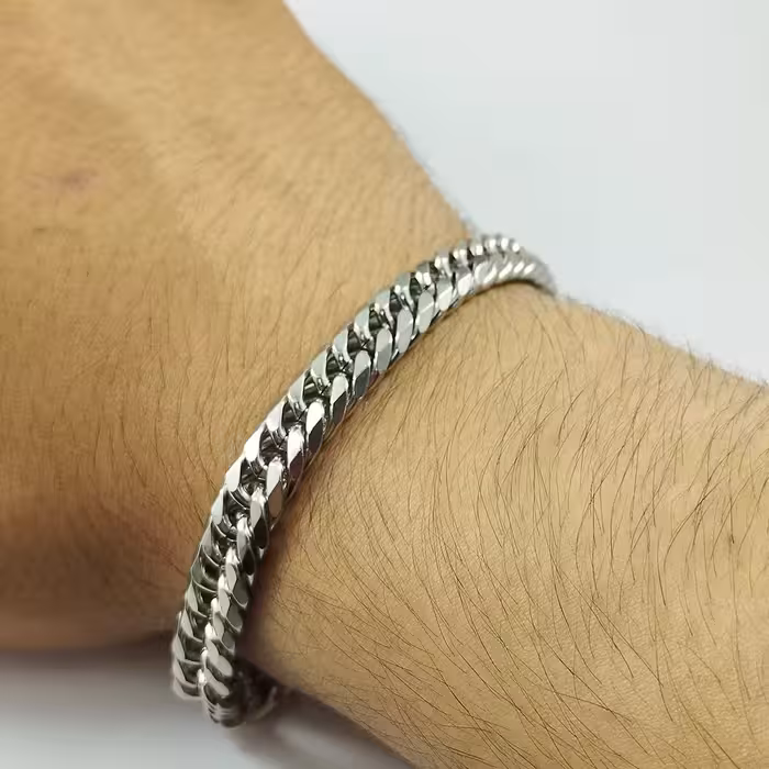 دستبند زنانه و مردانه سلین کالا مدل اسپرت طرح استیل COD-12893066