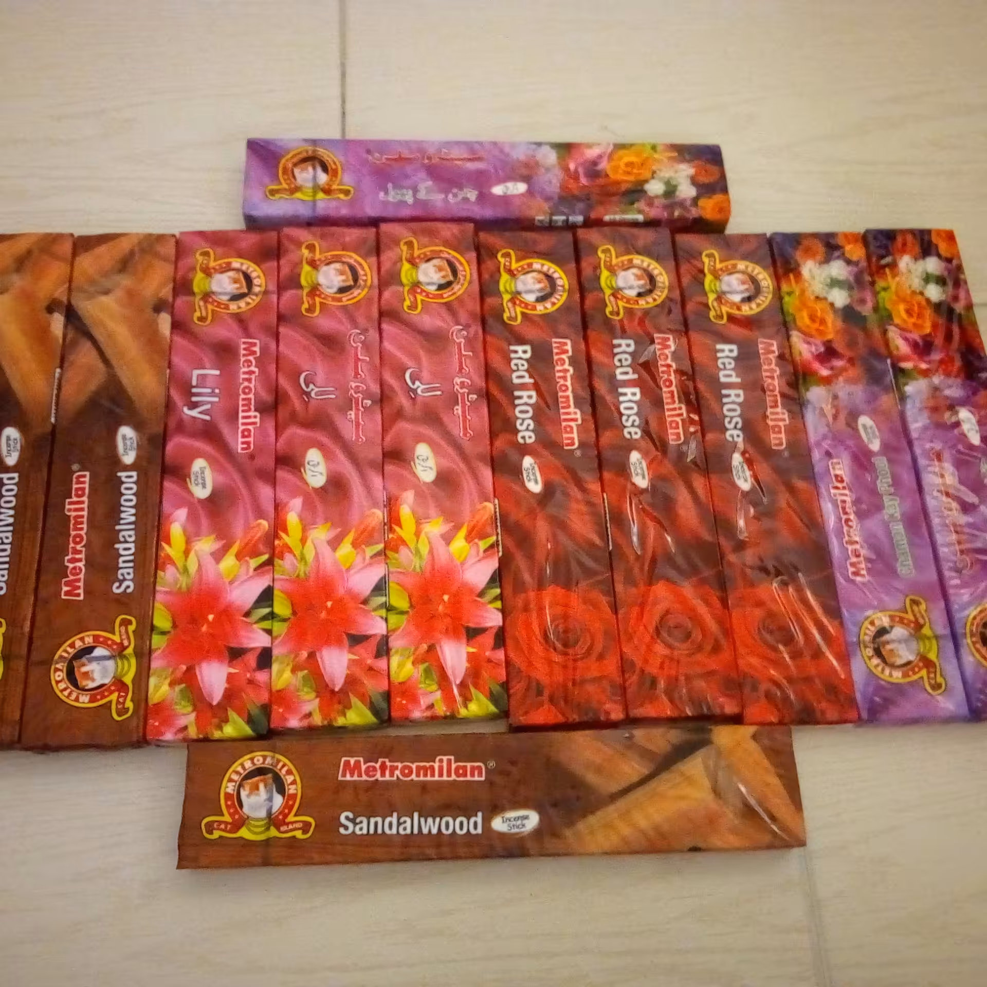 عود چهار گل تولید کراچی پاکستان خوشبو آرامش بخش