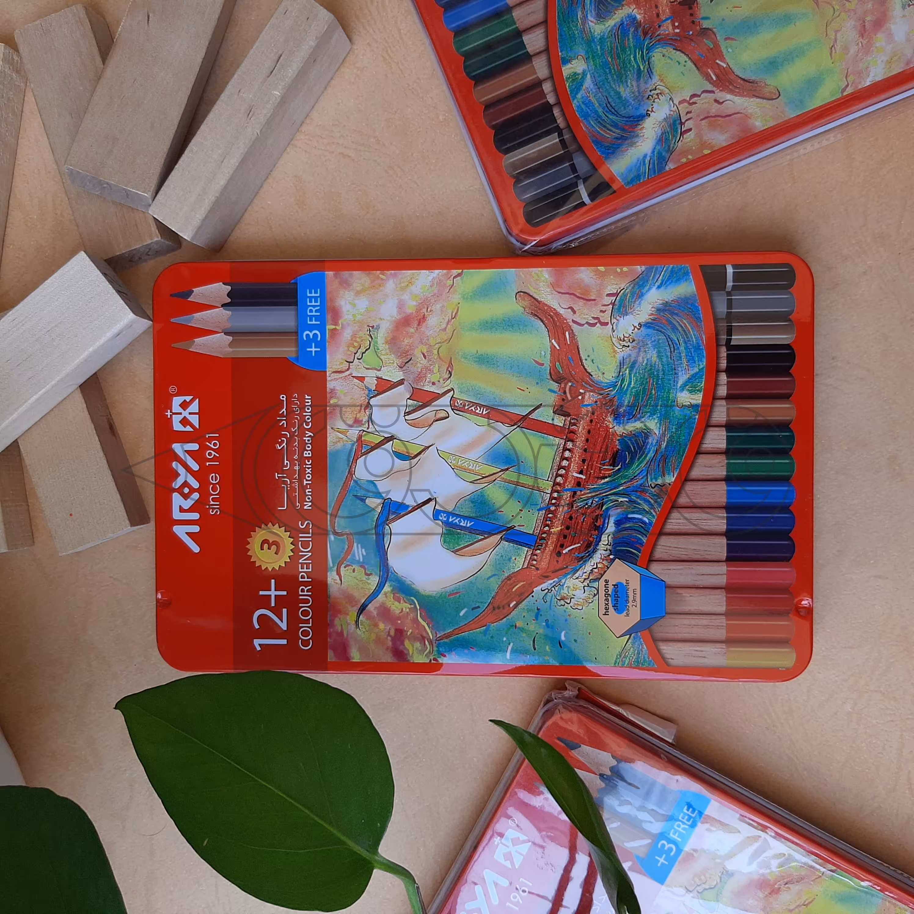 مدادرنگی 12 رنگ آریا جعبه فلزی