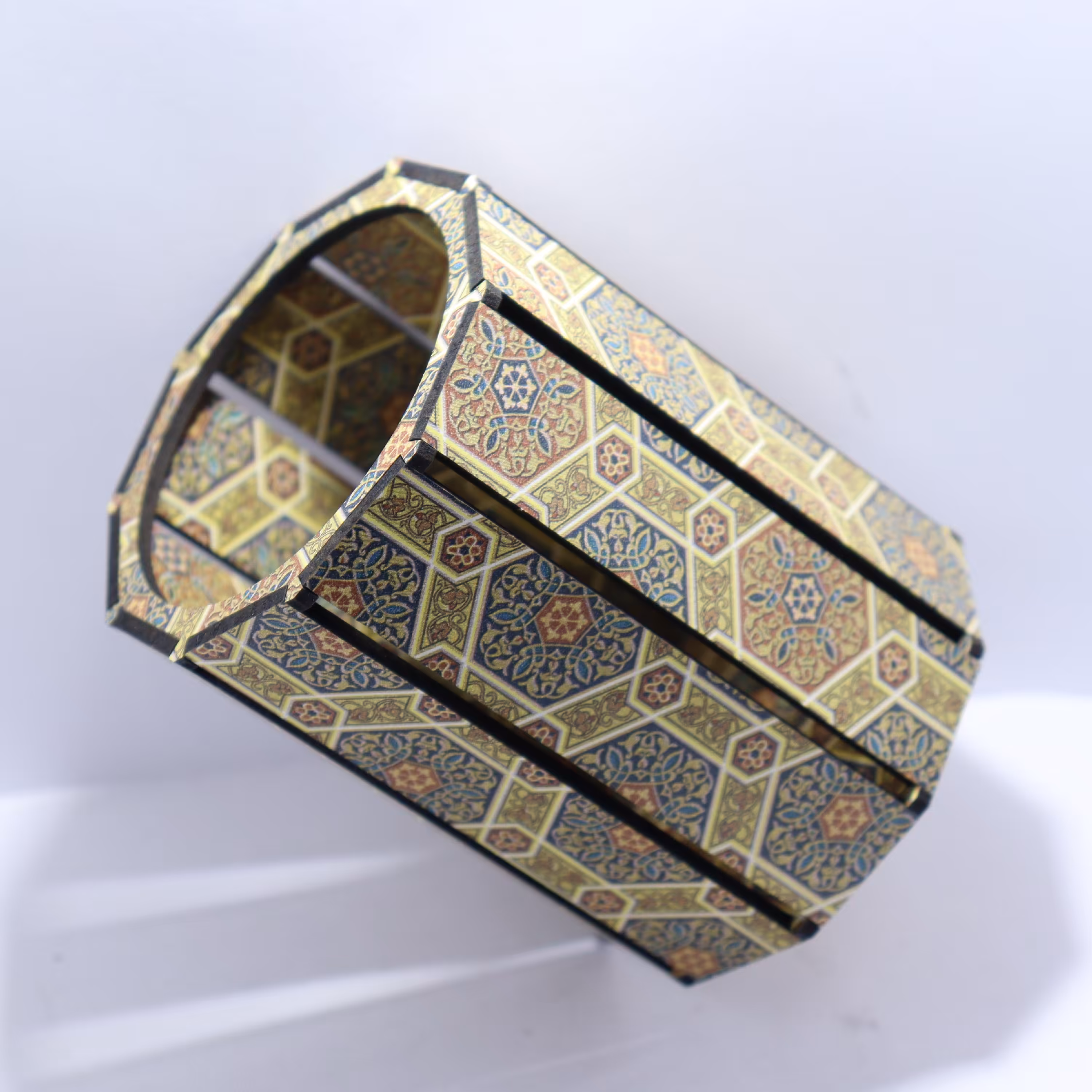 جامدادی چوبی طرح دار  