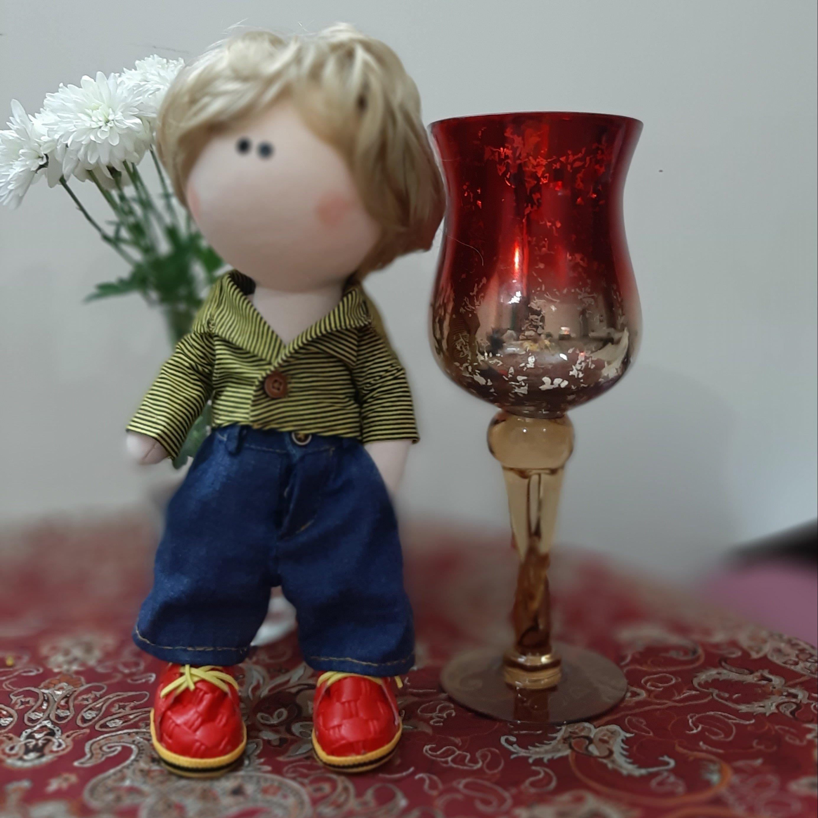 عروسک روسی پسر مو بلوند من