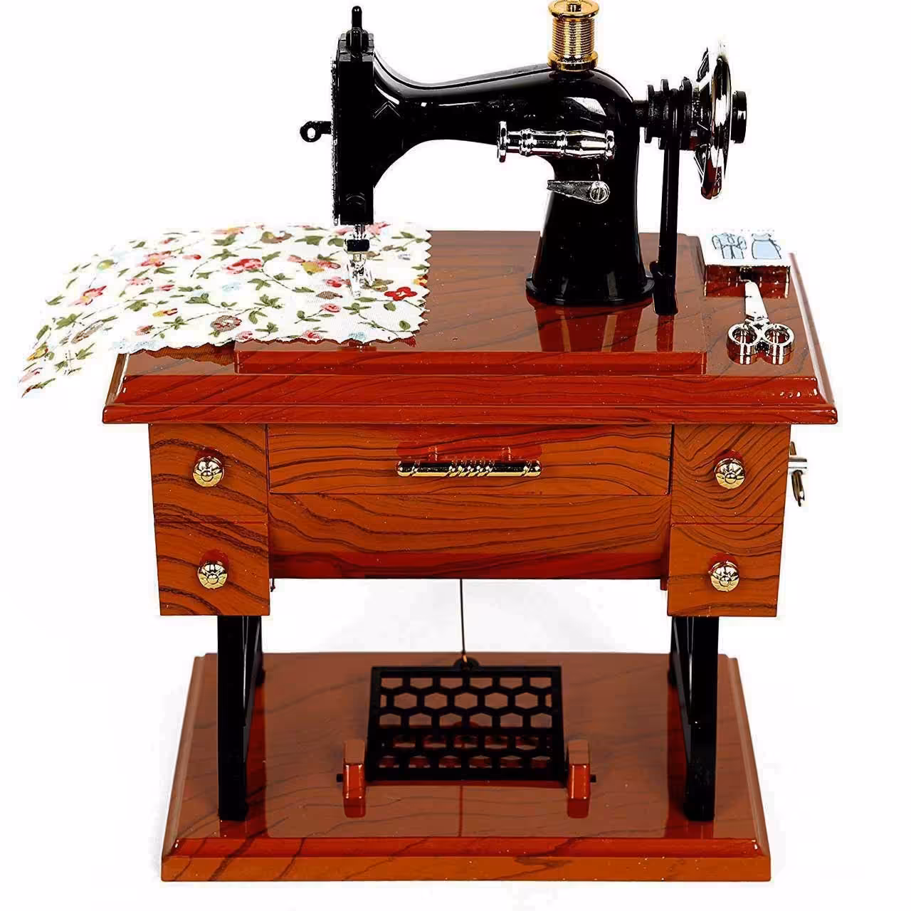 چرخ خیاطی موزیکال مدل MSM