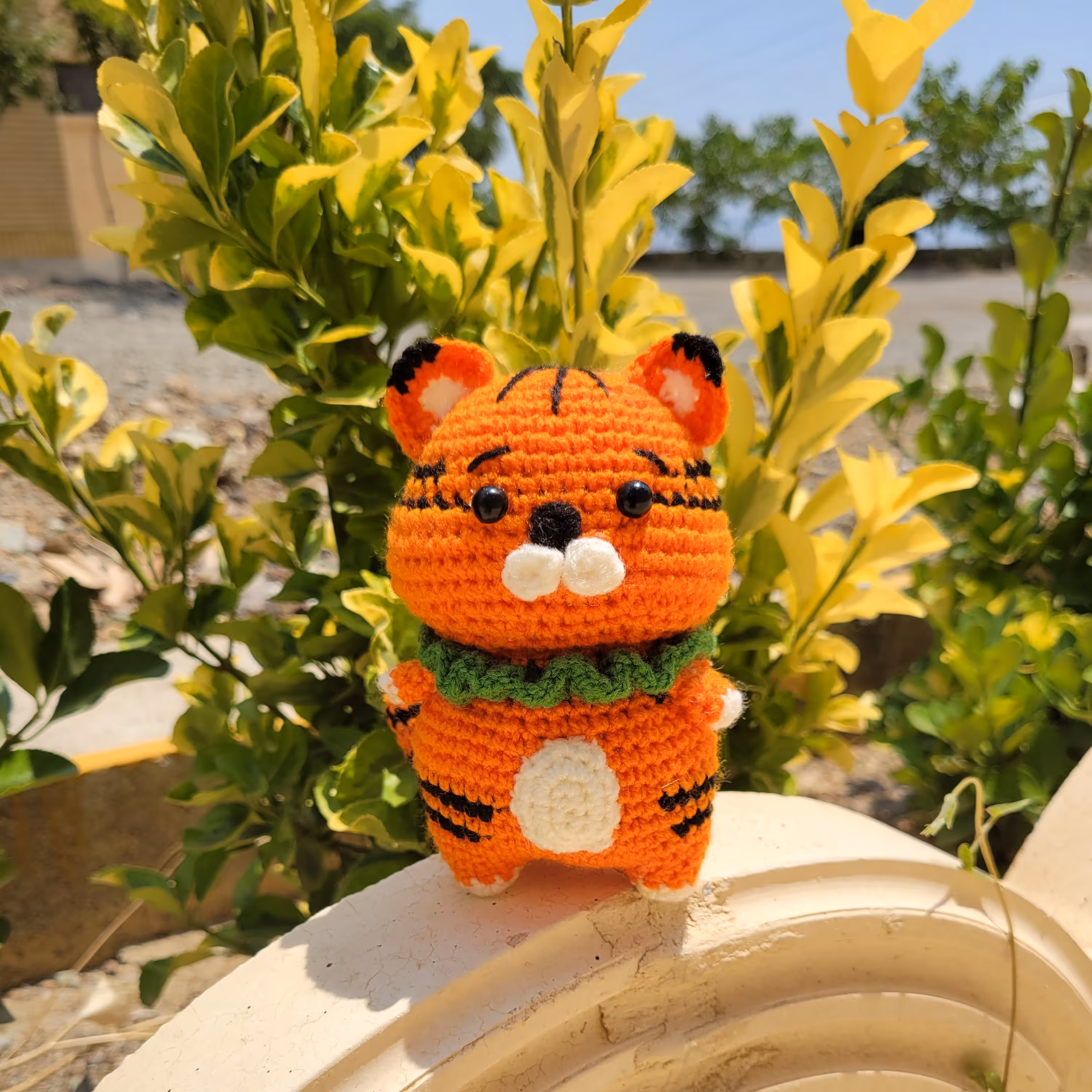 عروسک بافتنی ببر  قد 12 سانتی متر 