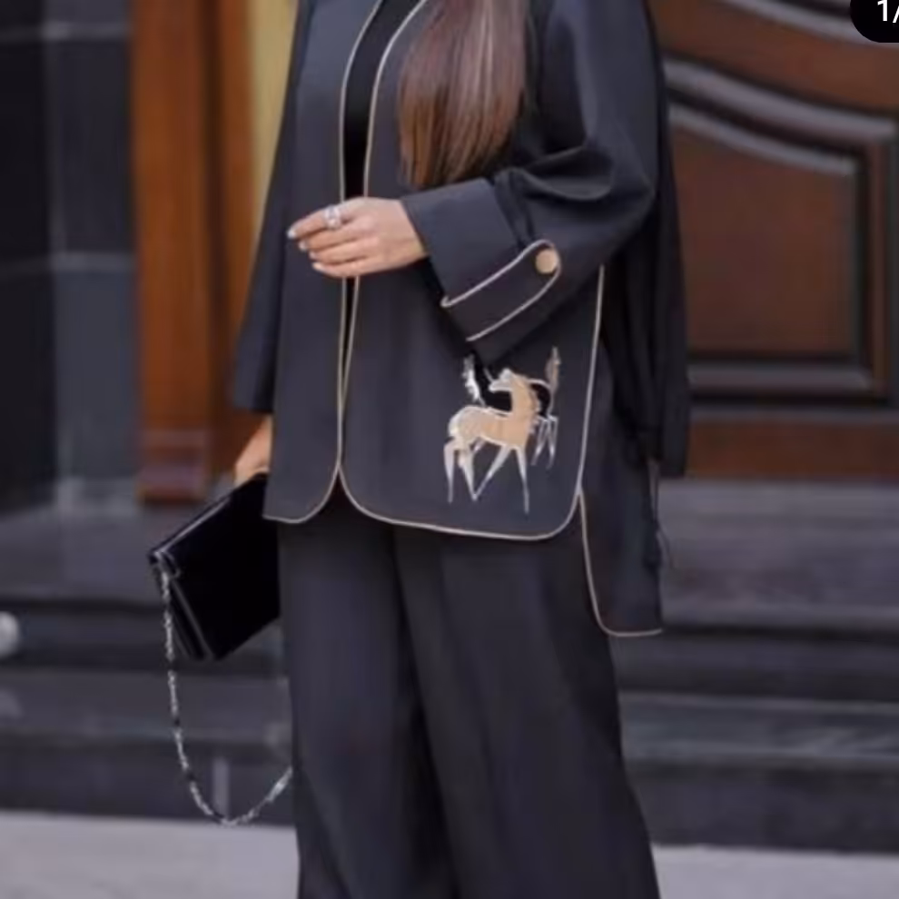 کت وشلوار   (مازراتی )  طرح اسب