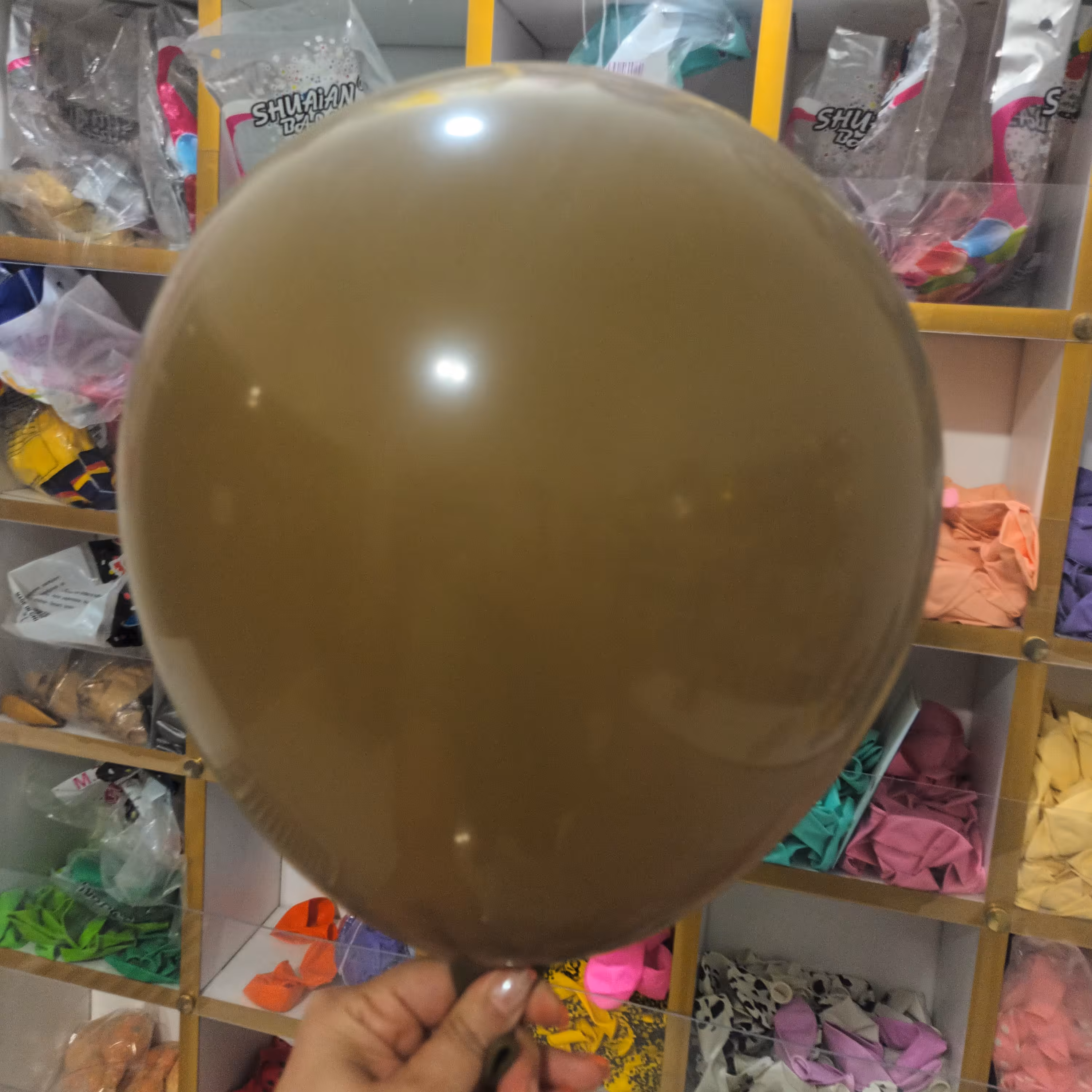 بادکنک قهوه ای رنگ خاص 24 اینچ - سوپر بالن قهوه ای رنگ خاص - بادکنک 24 اینچ قهوه ای رنگ خاص - بادکنک لاتکس 24 اینچ