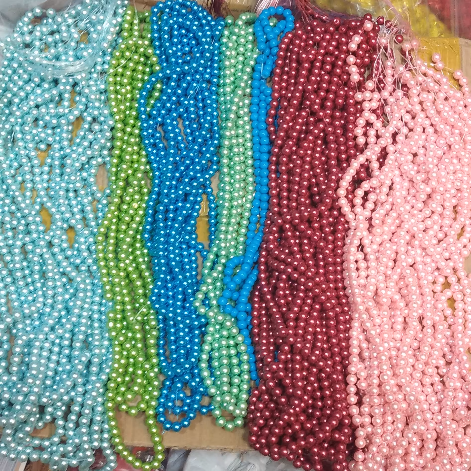 مروارید سنگی سایز 8 یک بند ب انتخاب شما 