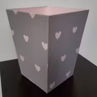 سطل زباله صورتی