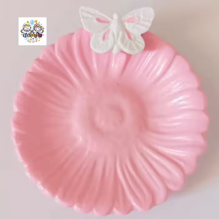 ظرف هفت سین به شکل گل با یه پروانه کوچولو