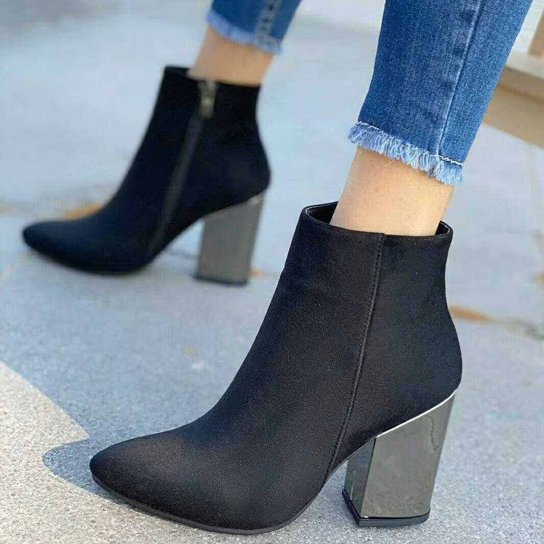 نیم بوت زنانه با کیفیت در حد ترک پاشنه 7 سانتیمتری مدل Evo