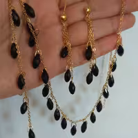 سرویس کامل بهمراه گردنبند. گوشواره ودستبند عالی