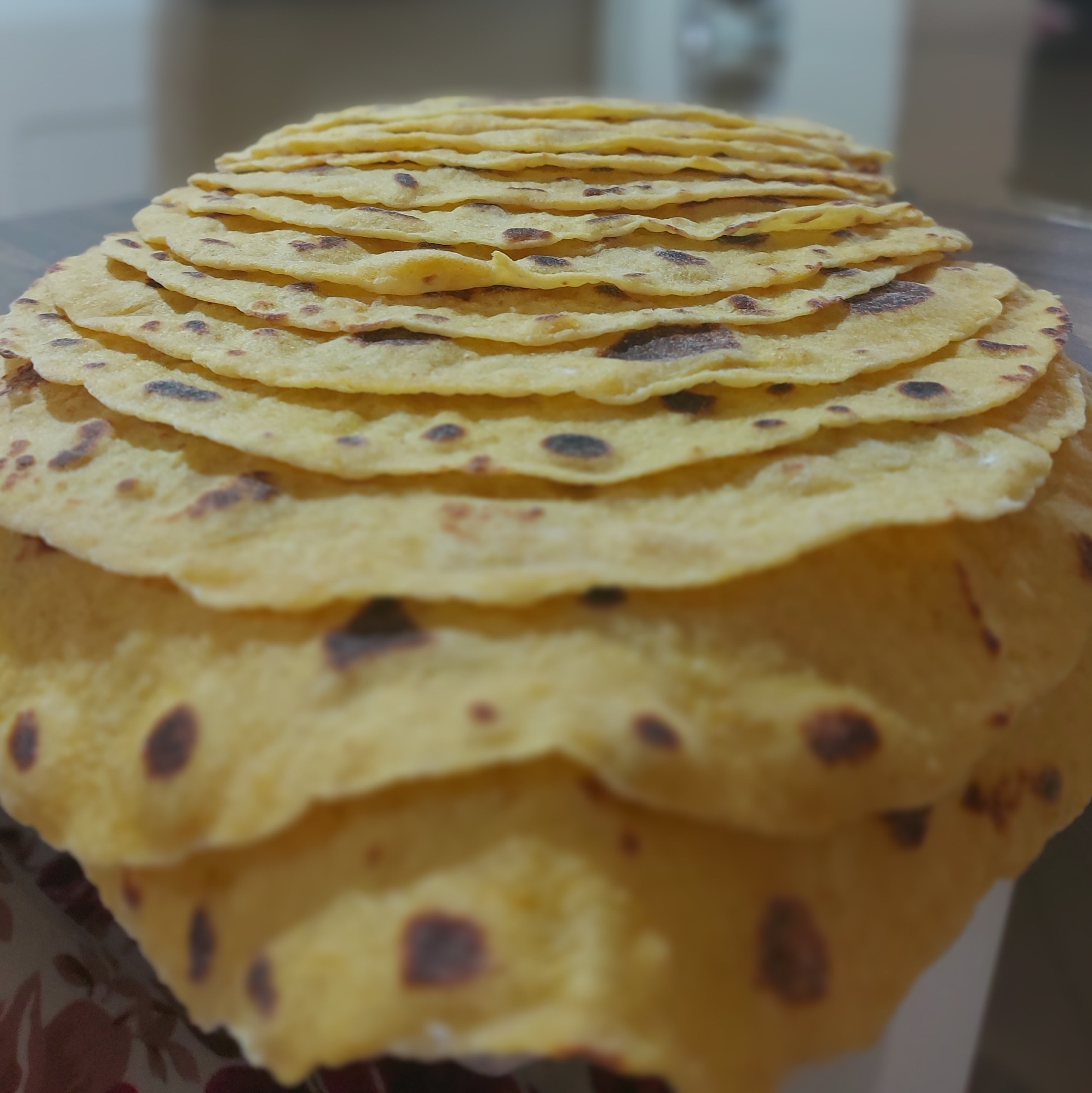 نان خلفا (نان کشتا) خانگی به صورت تعداد سفارش (ارسال با پیک پس کرایه)