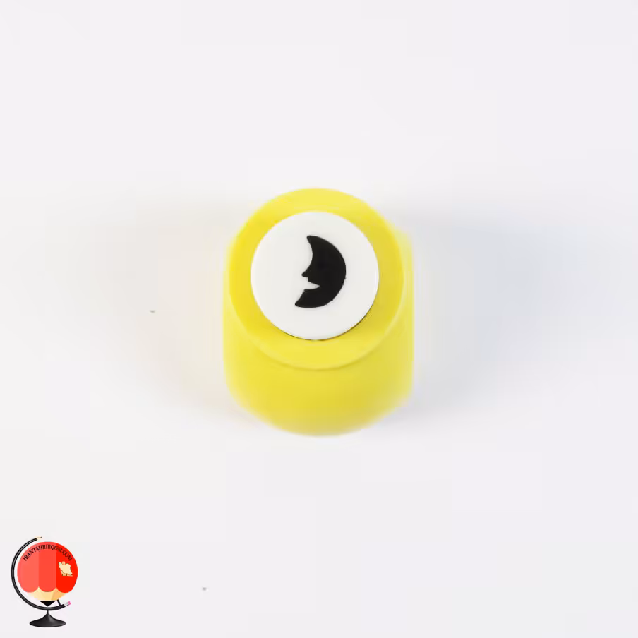 پانچ فانتزی طرح ماه