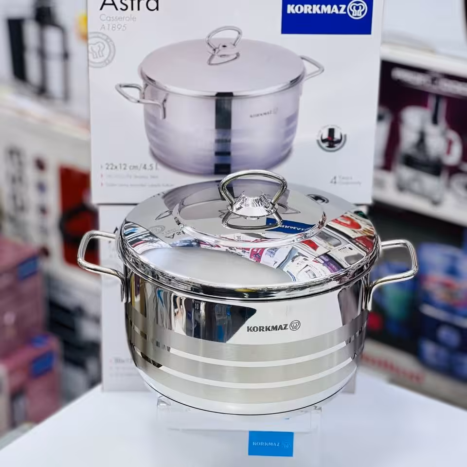 قابلمه استیل اصل ترکیه از برند کرکماز korkmaz سایز 22 گنجایش 4,5 لیتر