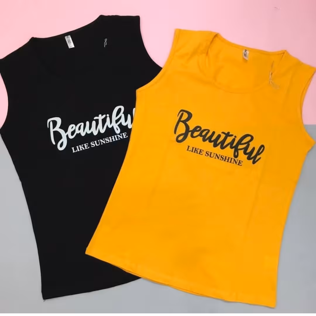 تاپ نخ و پنبه
قواره دار
رنگ پرتقالی و مشکی
سایز 44