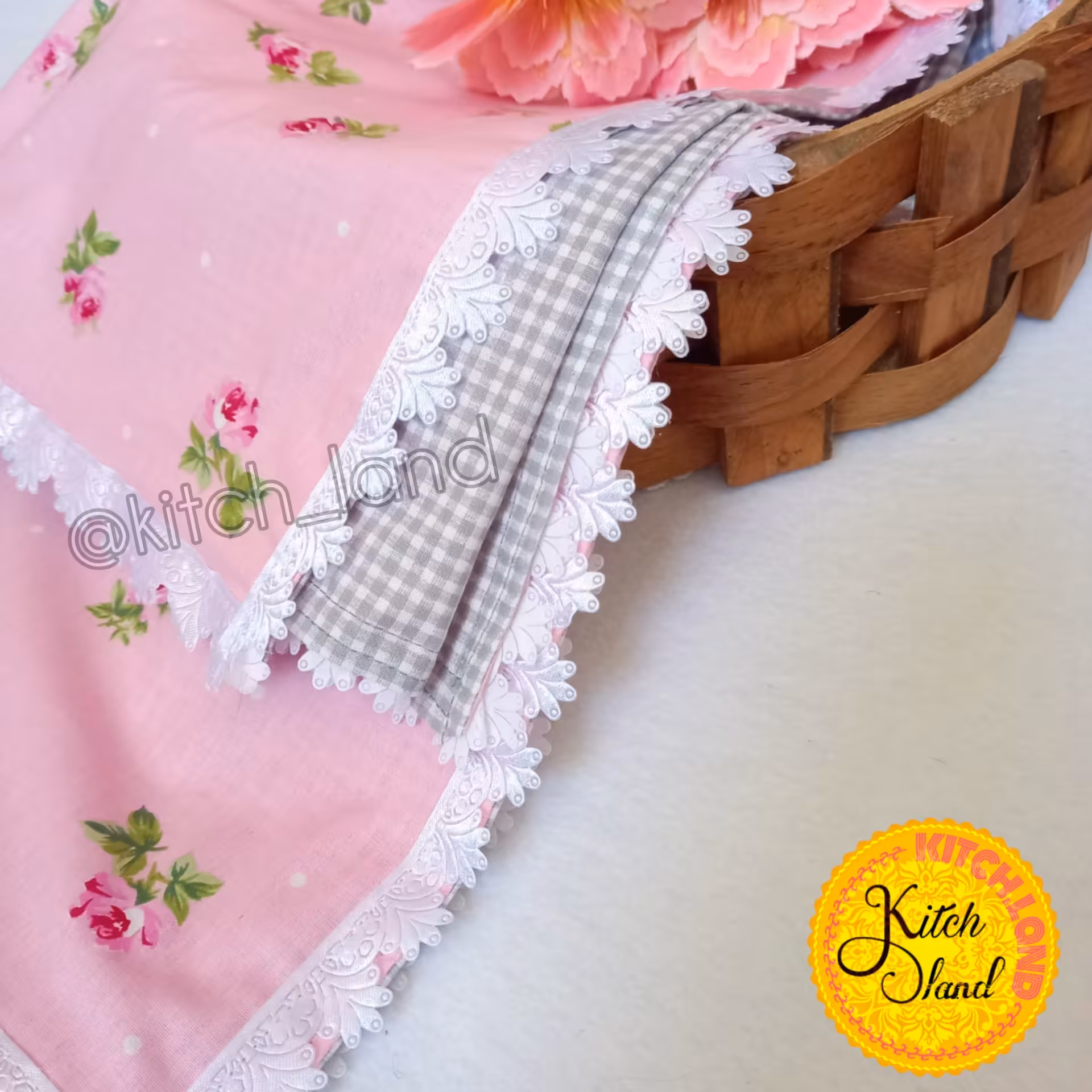 سفره پارچه ای 8 نفره دورو با ارسال رایگان 