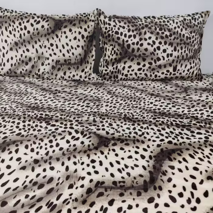 سرویس پتوی مسافرتی ژله ای  دونفره سایز 220در 240خارجی   بدون پرز و لطیف مسافرتی 