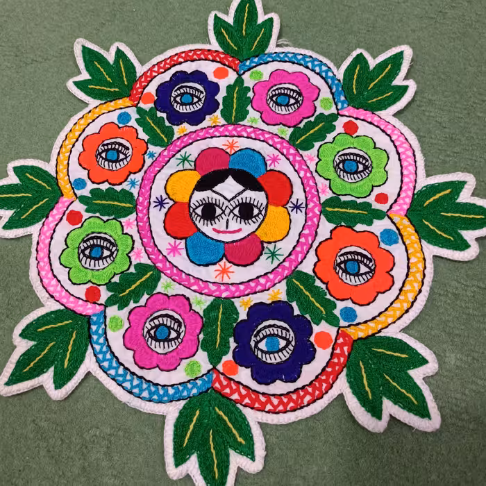 رومیزی گلدوزی شده  ارسال رایگان 