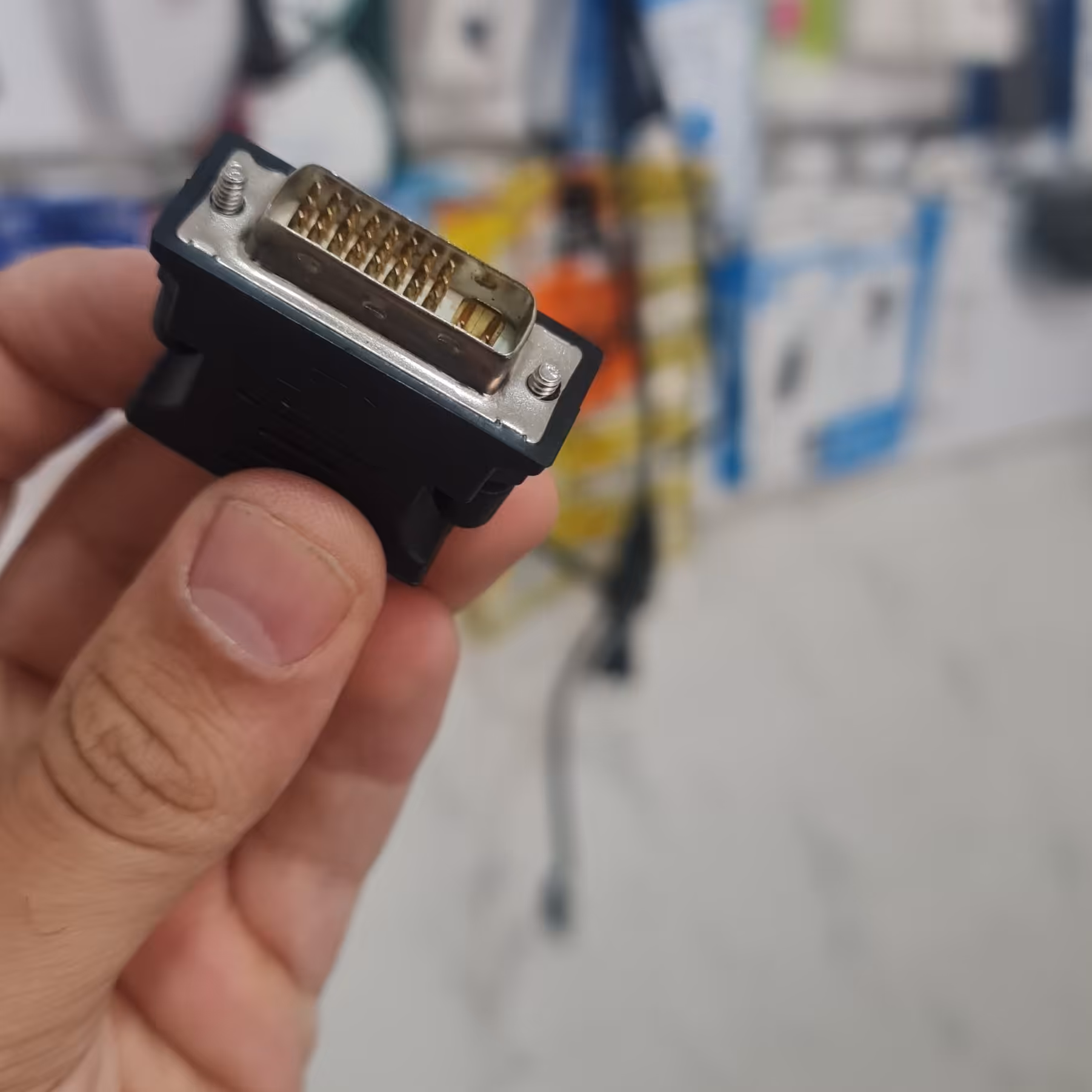 تبدیل VGA به DVI پک سلفونی مخصوص انتقال تصویر