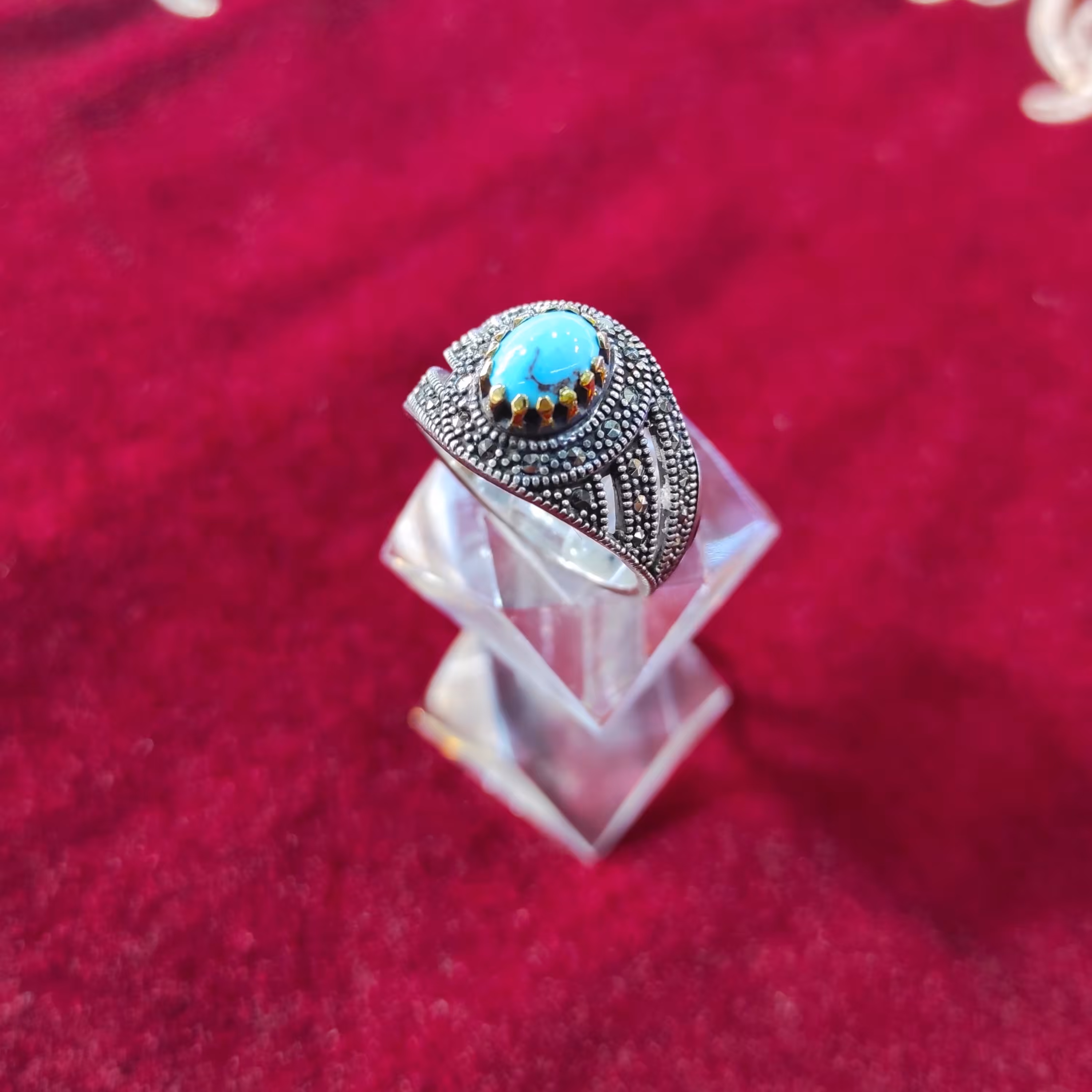 انگشتر نقره مردانه فیروزه نیشابور رکاب پیچ نگین کاری شده