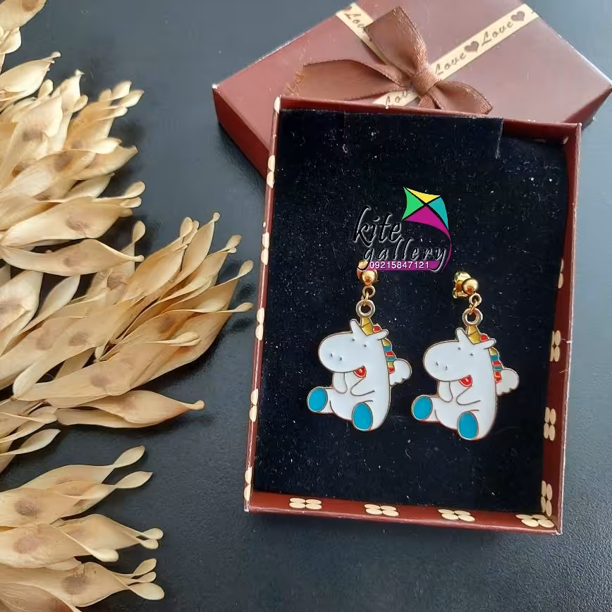 گوشواره دخترانه تک شاخ میخی رنگ ثابت 