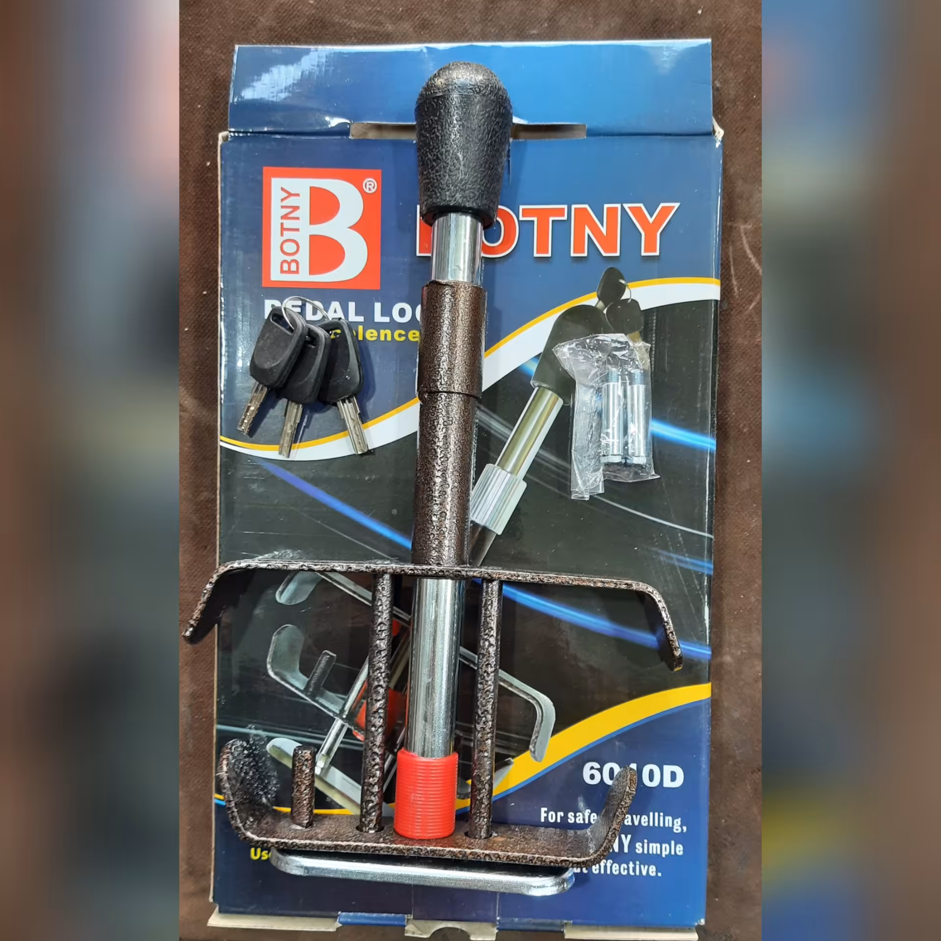 قفل پدال بوتنی، مغزی وارداتی،مغزی ناخنی، 3 کلیده، مناسب برای تمام اتومبیل ها