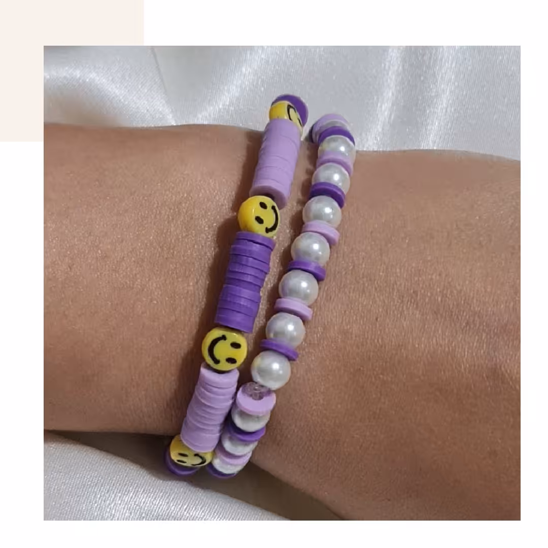 دستبند فیمو با مروارید واستیکر لبخند رنگ بنفش 