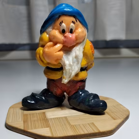 مجسمه هفت کوتوله _ خجالتی