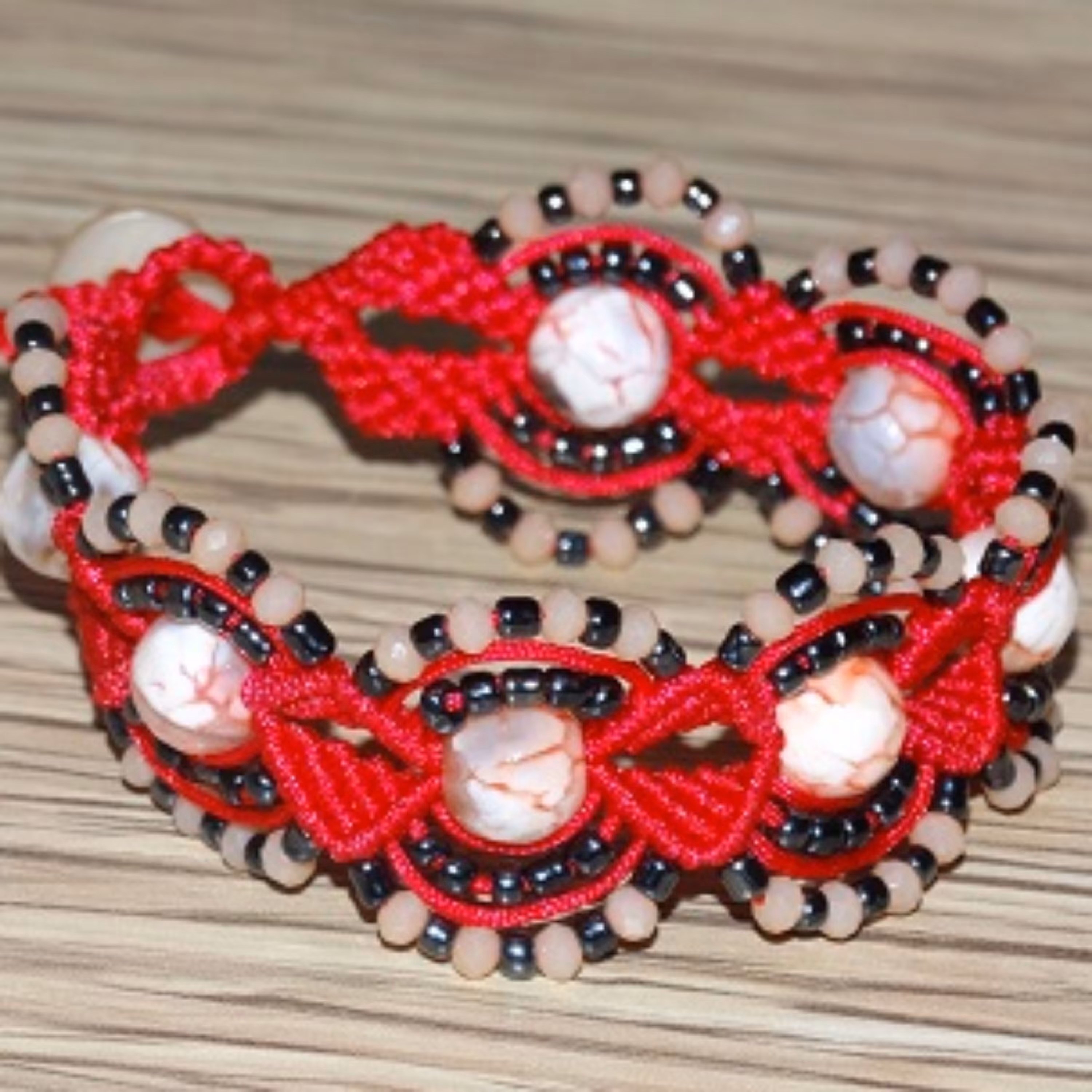 دستبند مکرومه طرح شفق