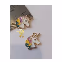 یک عددآویزاسب تک شاخ 2ونیم سانتی