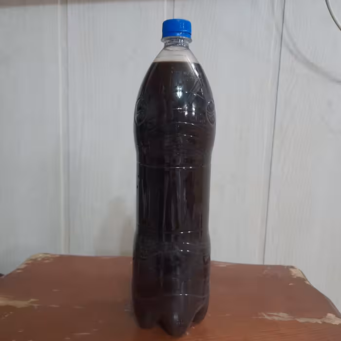 سرکه انگور سیاه خانگی 1.5 لیتری دوساله 