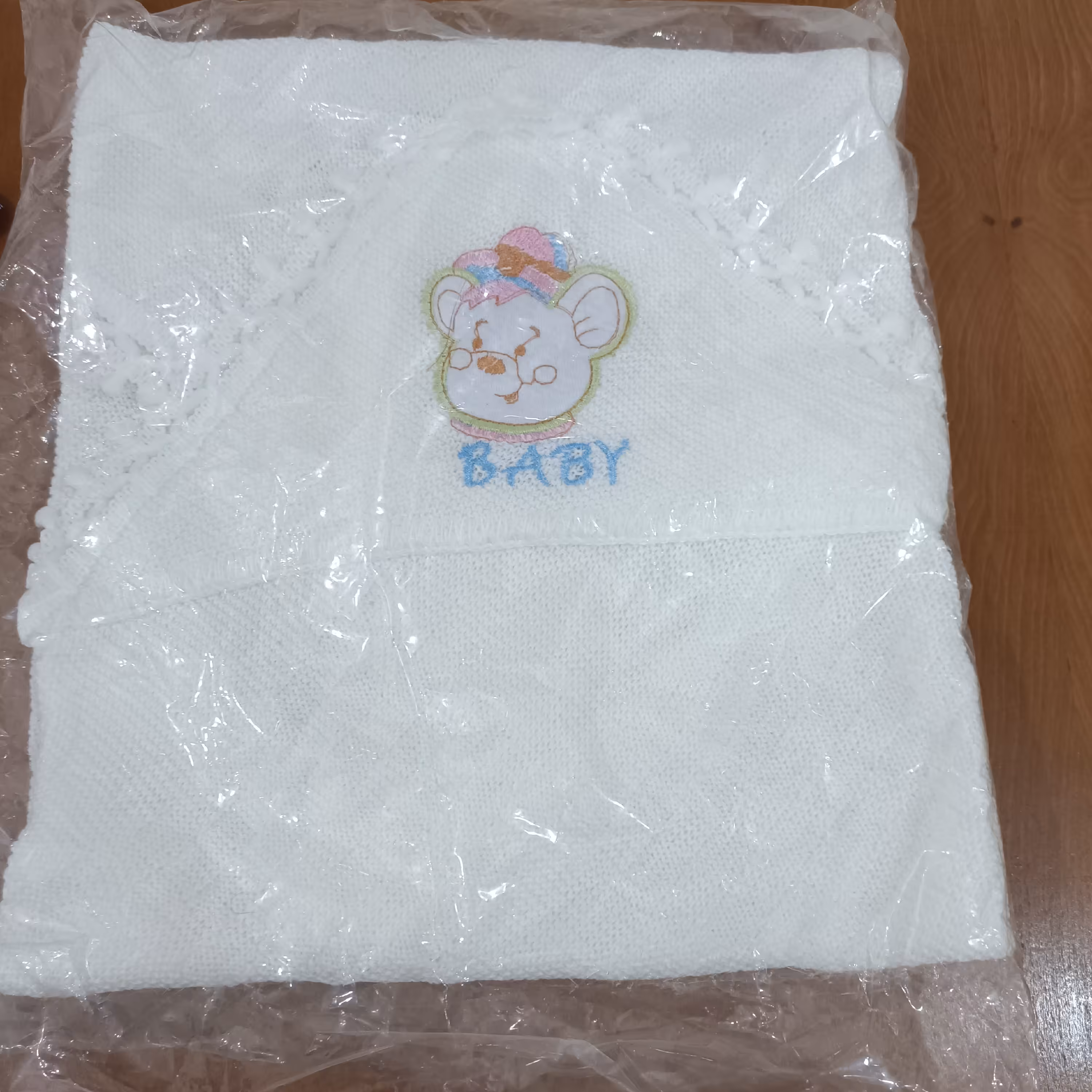 پتو دورپیچ پتو نوزادی پتو کلاهدار