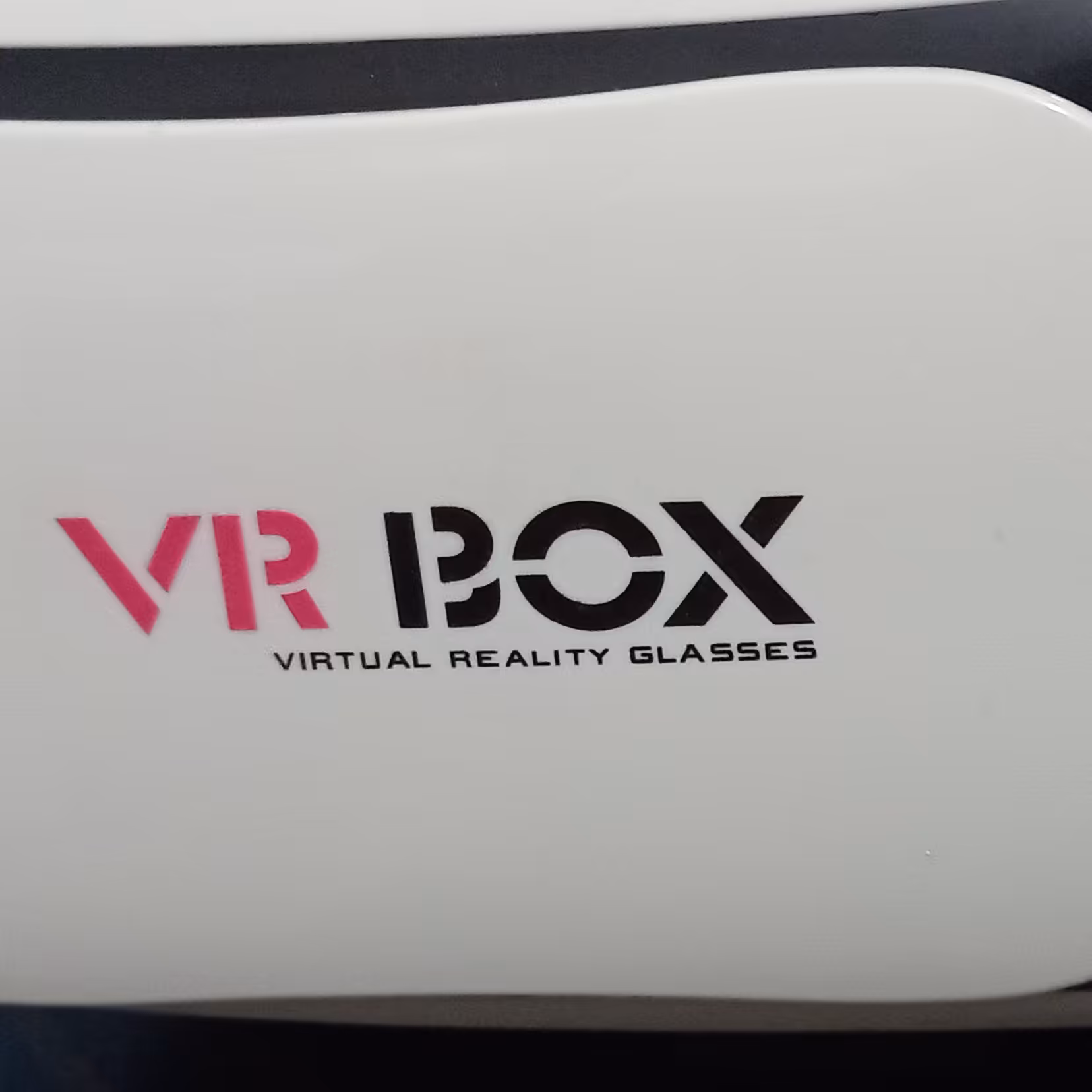 vr box ویار بکس واقعیت مجازی  مناسب همه نوع تلفن همراه