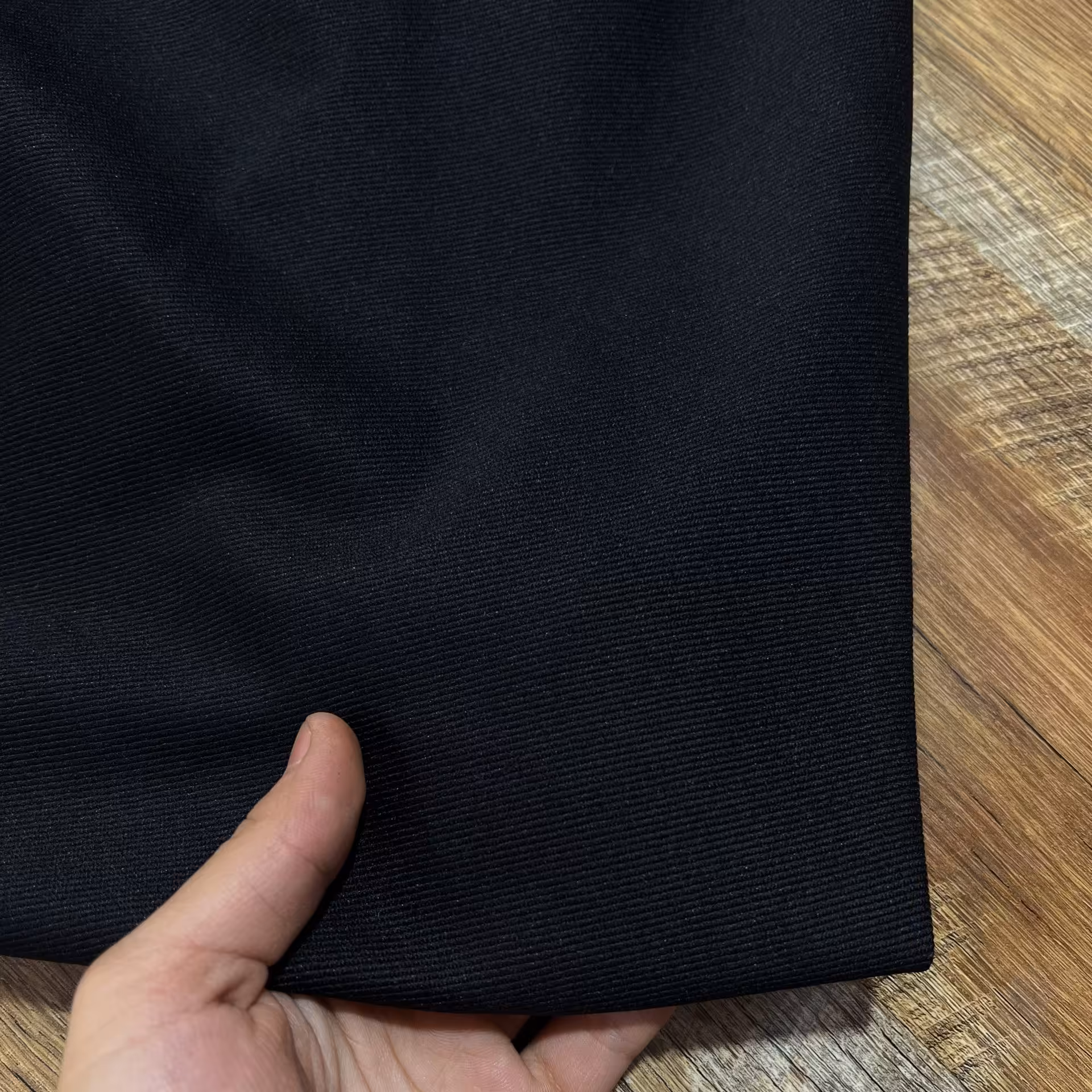 پارچه کجراه مشکی