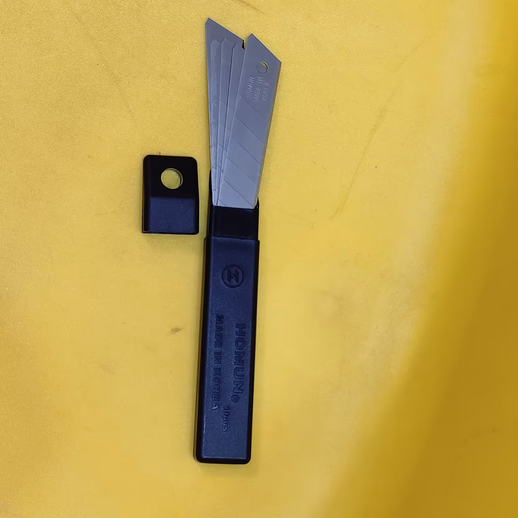 تیغه کاتر کره ای. بسته بندی 30  عددی با کیفیت بالا