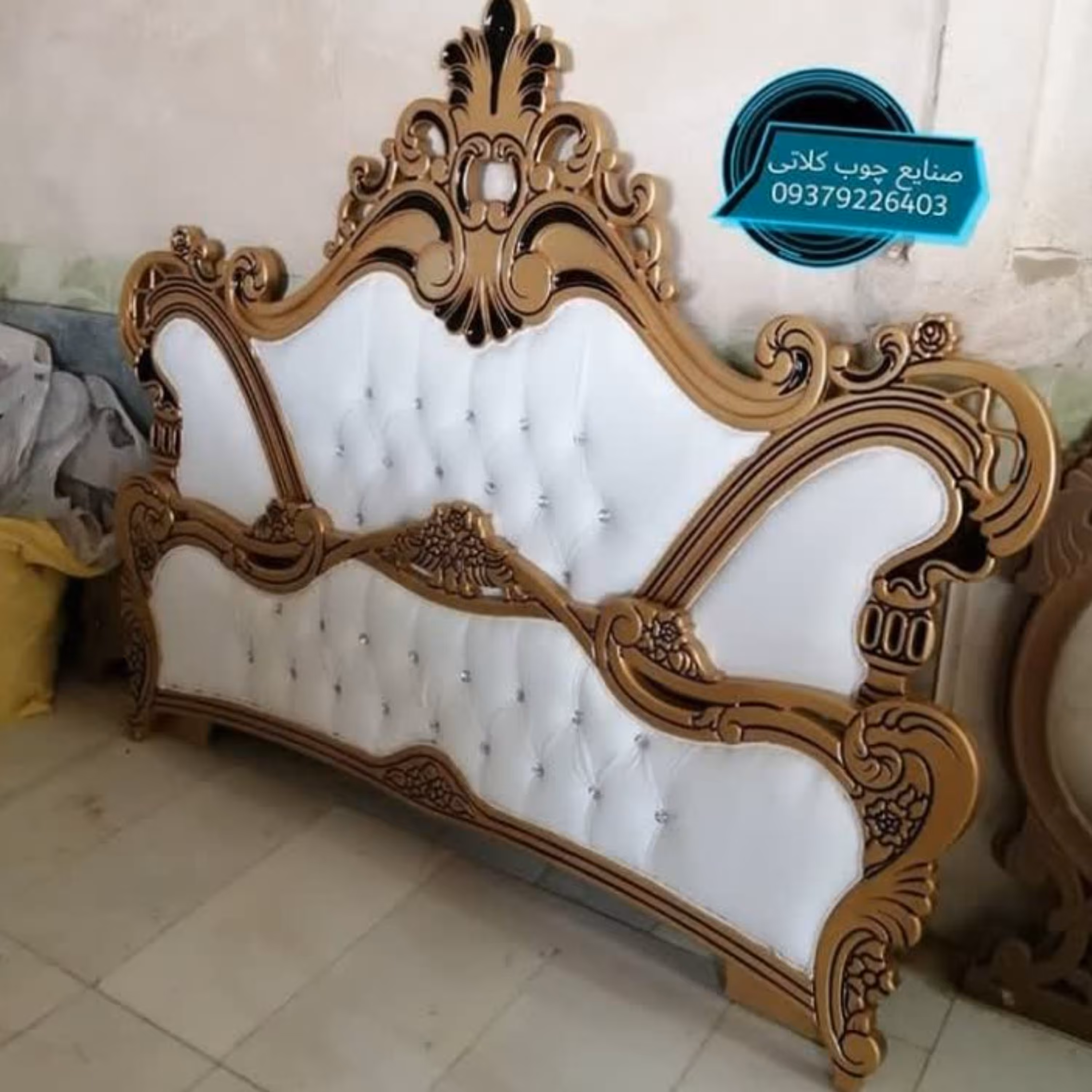 تخت دونفره سلطنتی 