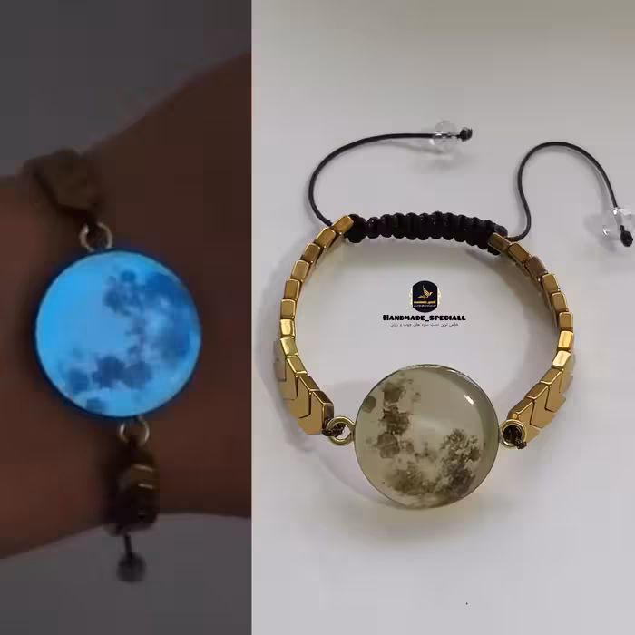 دستبند ماه شب تاب رزینی قاب برنجی(دستساز)خاص ترین دست سازه های چوب و رزین (ارسال رایگان) 