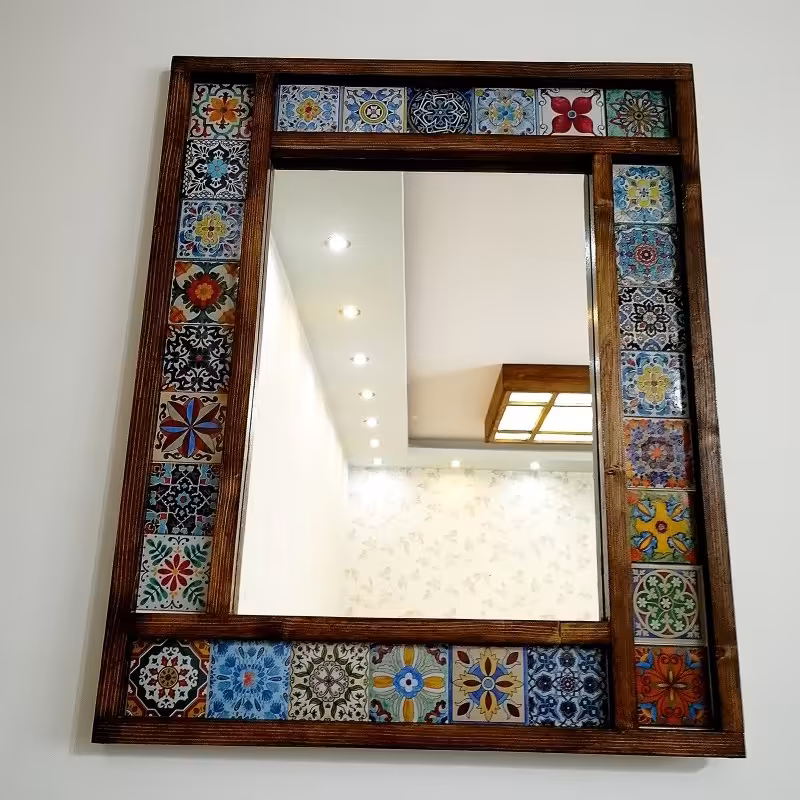 آینه  با قاب چوبی و کاشیهای دستساز