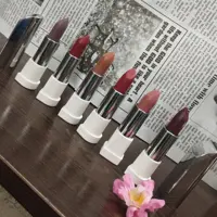 رژ  لب طبیعی بدون سرب 