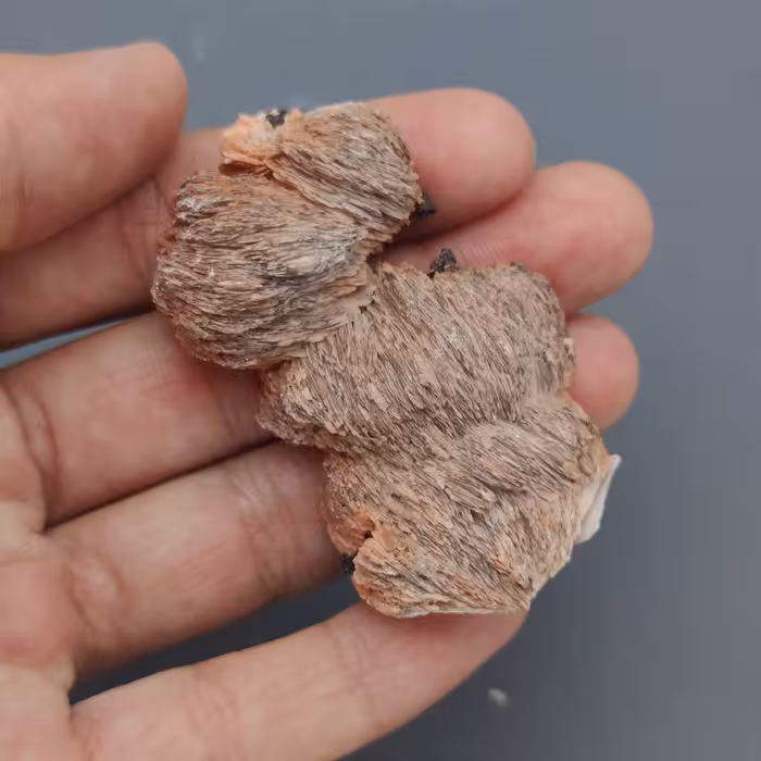 سنگ دکوری باریت تیغه ای کرمی و آجری رنگ کاملا طبیعی و بدون دستکاری 